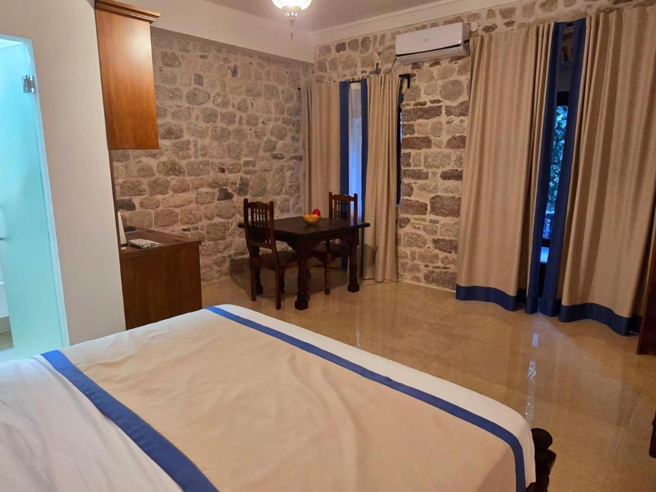 Apartments Kotor Old Town Exterior photo