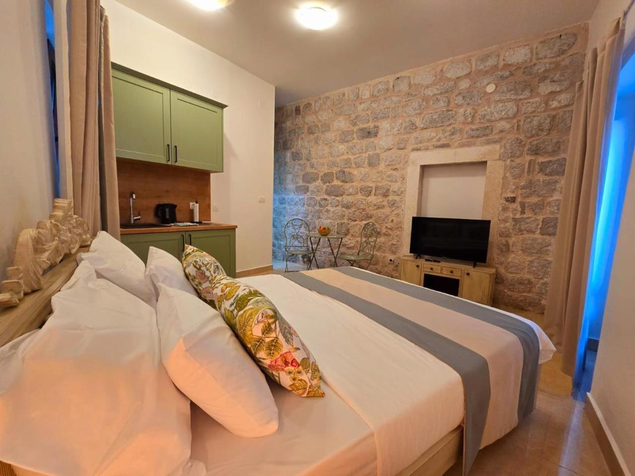 Apartments Kotor Old Town Exterior photo
