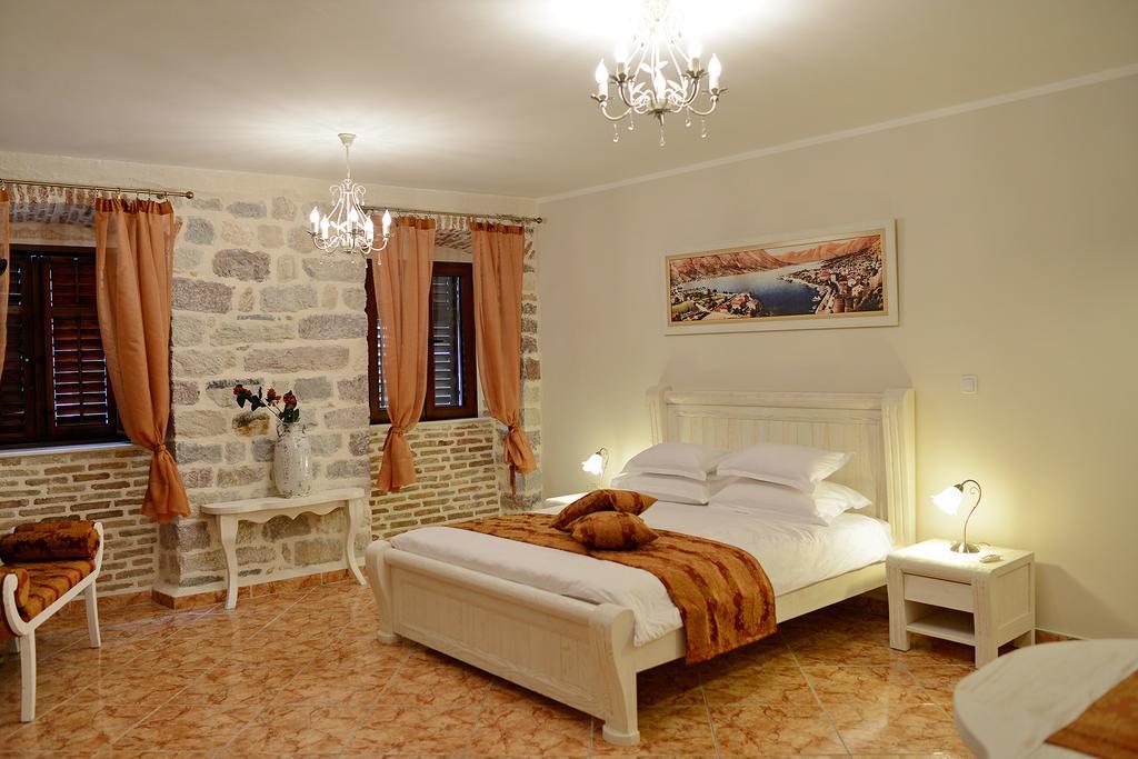 Apartments Kotor Old Town Exterior photo