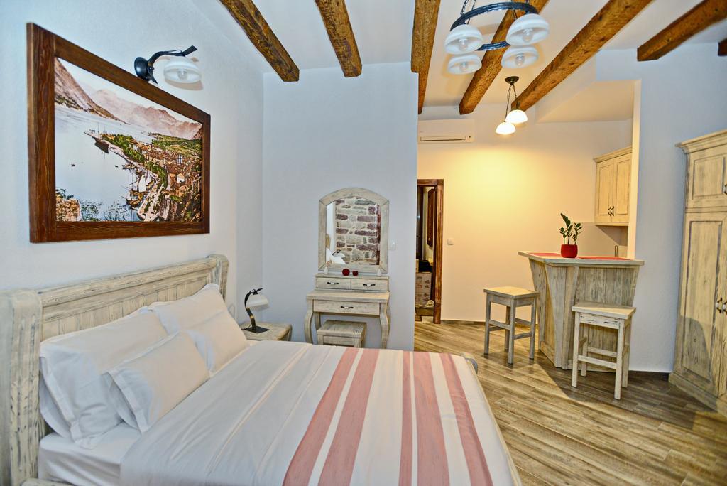 Apartments Kotor Old Town Exterior photo