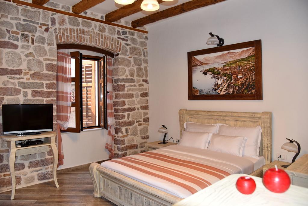 Apartments Kotor Old Town Exterior photo